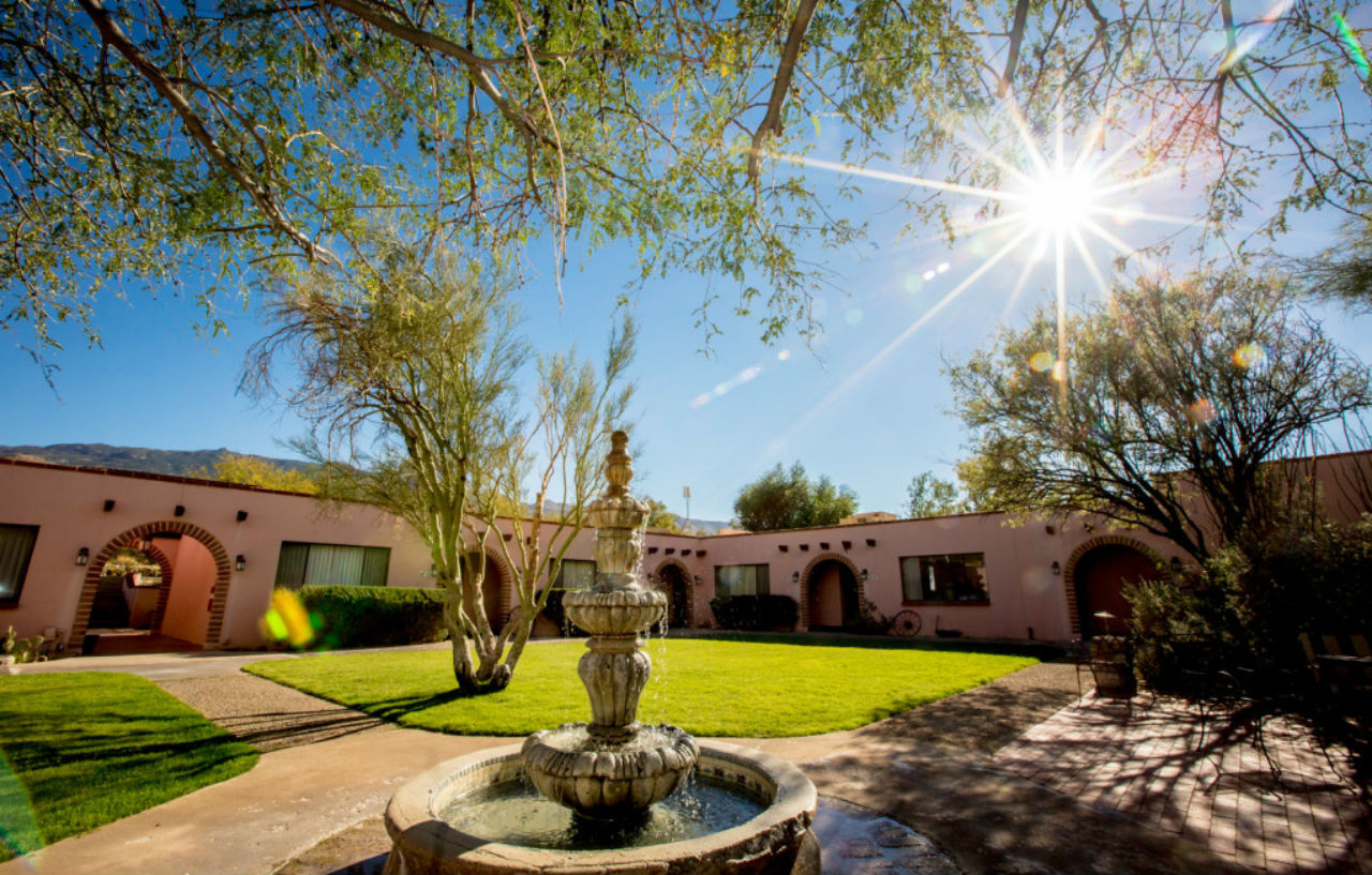 Lodge Tanque Guest Ranch *